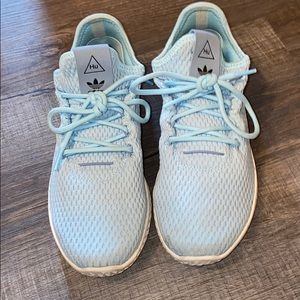 🦋AdidasXPharrell Williams🦋  blue athletic shoe.